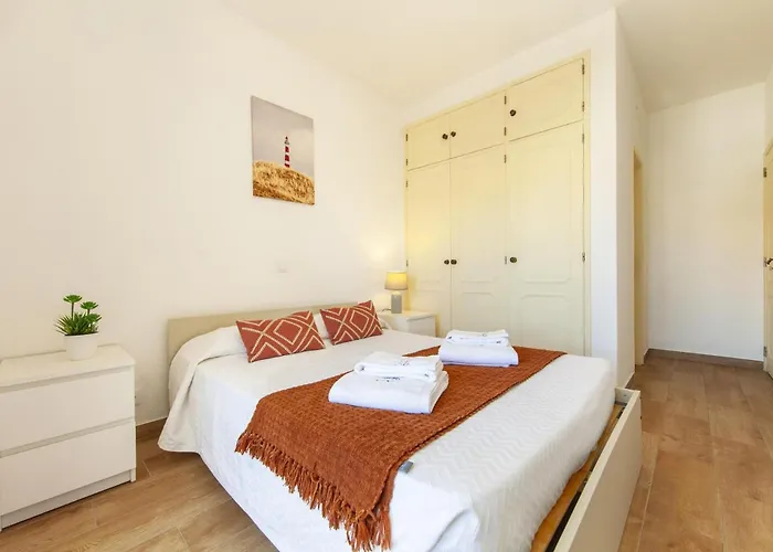 B69 - Village Of شقة *