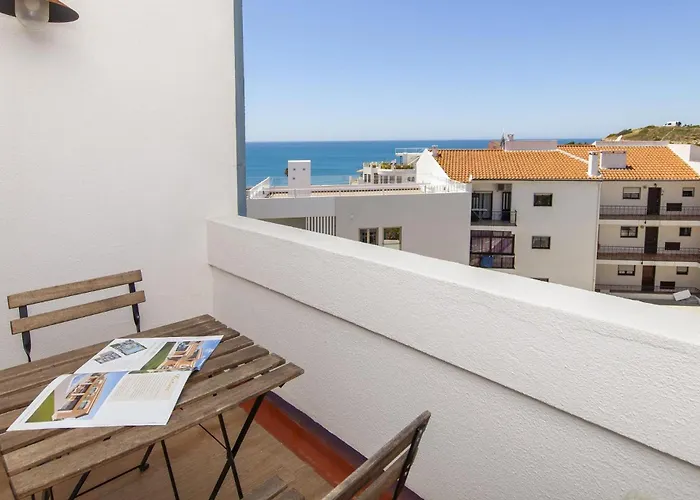 B69 - Village Of Senhora da Luz